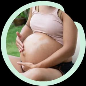 Ayurvedic Pregnancy Massage Oil | Relieves Pregnancy Pain & Ichiness | Heals Stretch Marks | Firms Up Body Post Pregnancy | Made with Dhanwantram Recipe (200 ml)  HOW TO USE?