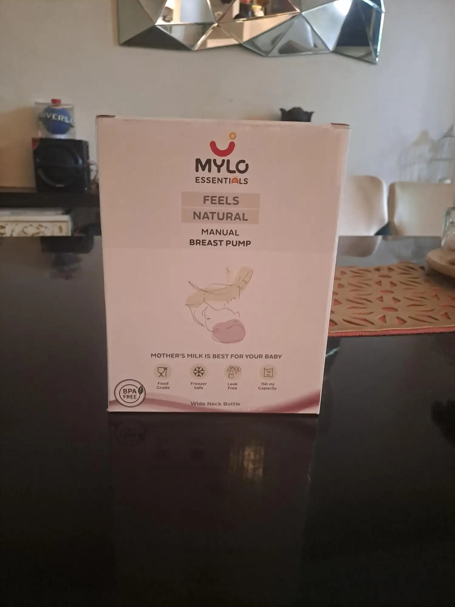 Manual Breast Pump For Feeding Mothers | Anti Colic & BPA Free | Compact & Lightweight | Easy to hold | Easy to Clean | With Bottle (150 ml)