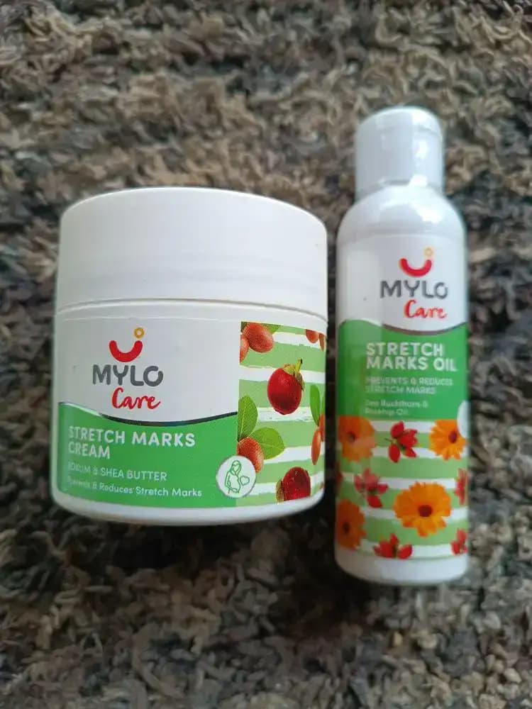 Stretch Marks Kit (1 Stretch Mark Oil - 100 ml, 2 Stretch Marks Cream - 100ml each)