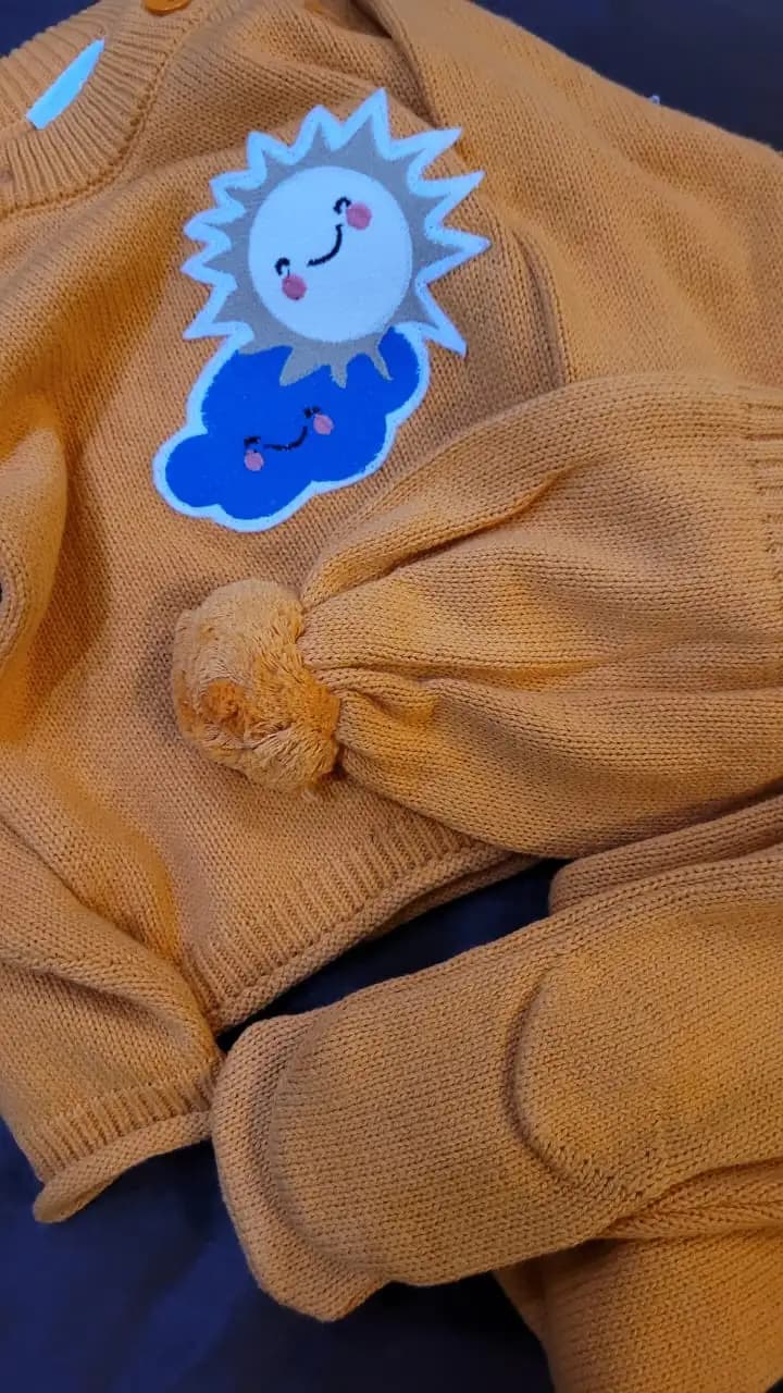 Baby Full Sleeves Sweater & Footed Pant Set with Cap in 100% Cotton – Orange Sun 3-6 M 