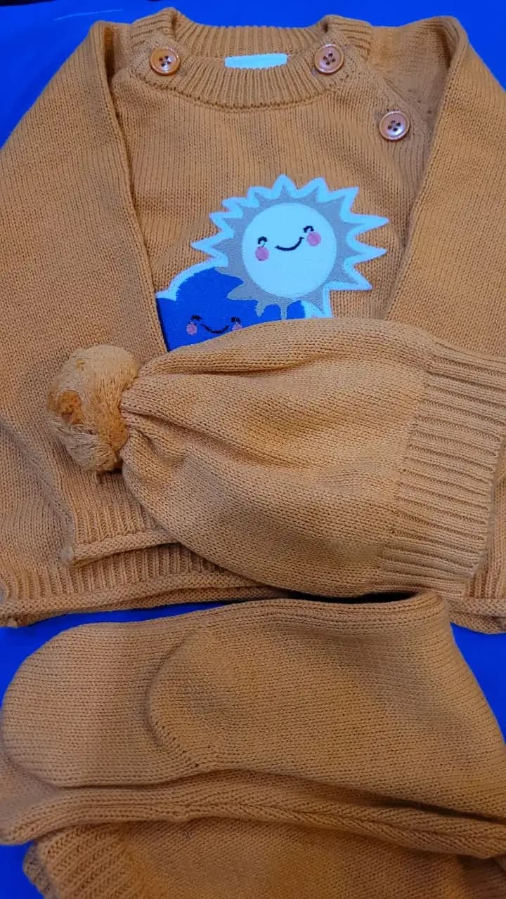 Baby Full Sleeves Sweater & Footed Pant Set with Cap in 100% Cotton – Orange Sun 3-6 M 