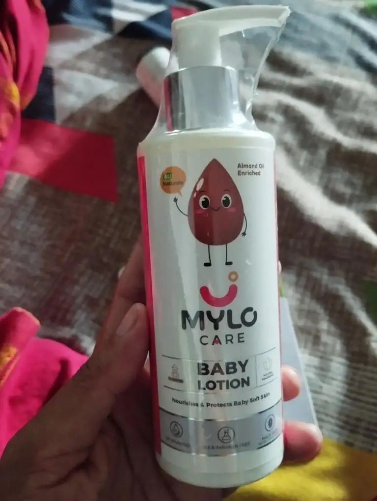 Baby Lotion for Kids | Made Safe Certified | Dermatologically Tested | Long Lasting 24 Hours Moisturisation | Soothes Dryness - 200 ml
