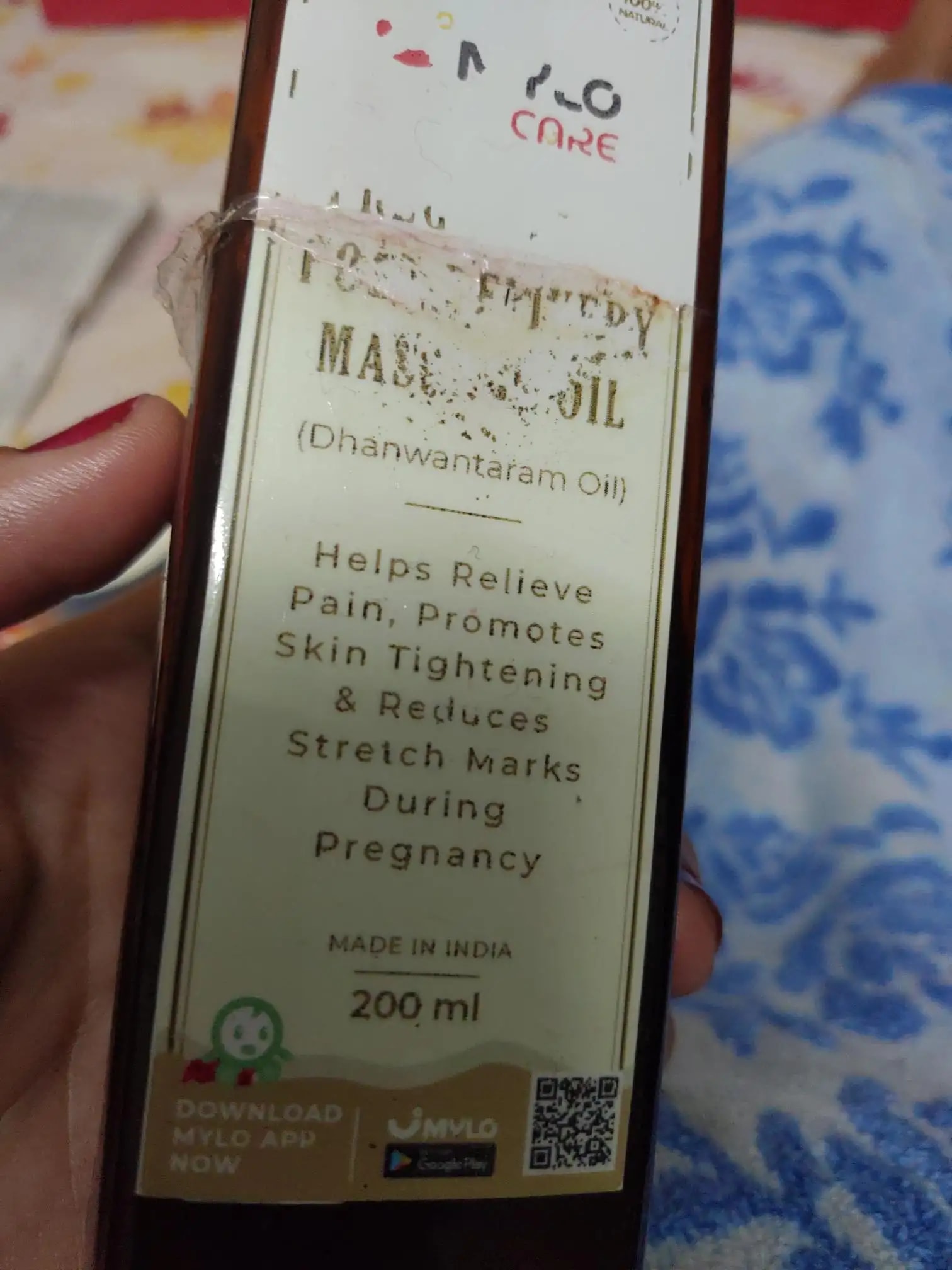 Ayurvedic Pregnancy Massage Oil | Relieves Pregnancy Pain & Ichiness | Heals Stretch Marks | Firms Up Body Post Pregnancy | Made with Dhanwantram Recipe (200 ml)