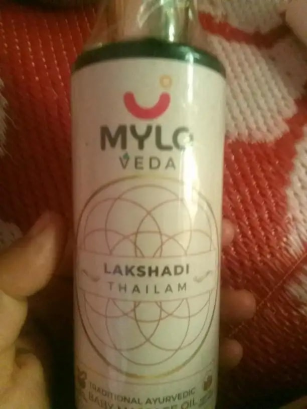 Mylo Herb Enriched Baby Massage Oil - 200 ml | Dermatologically Tested | Made Safe Certified | Nourishes Skin | Strengthens Immunity | Ayurvedic Preparation