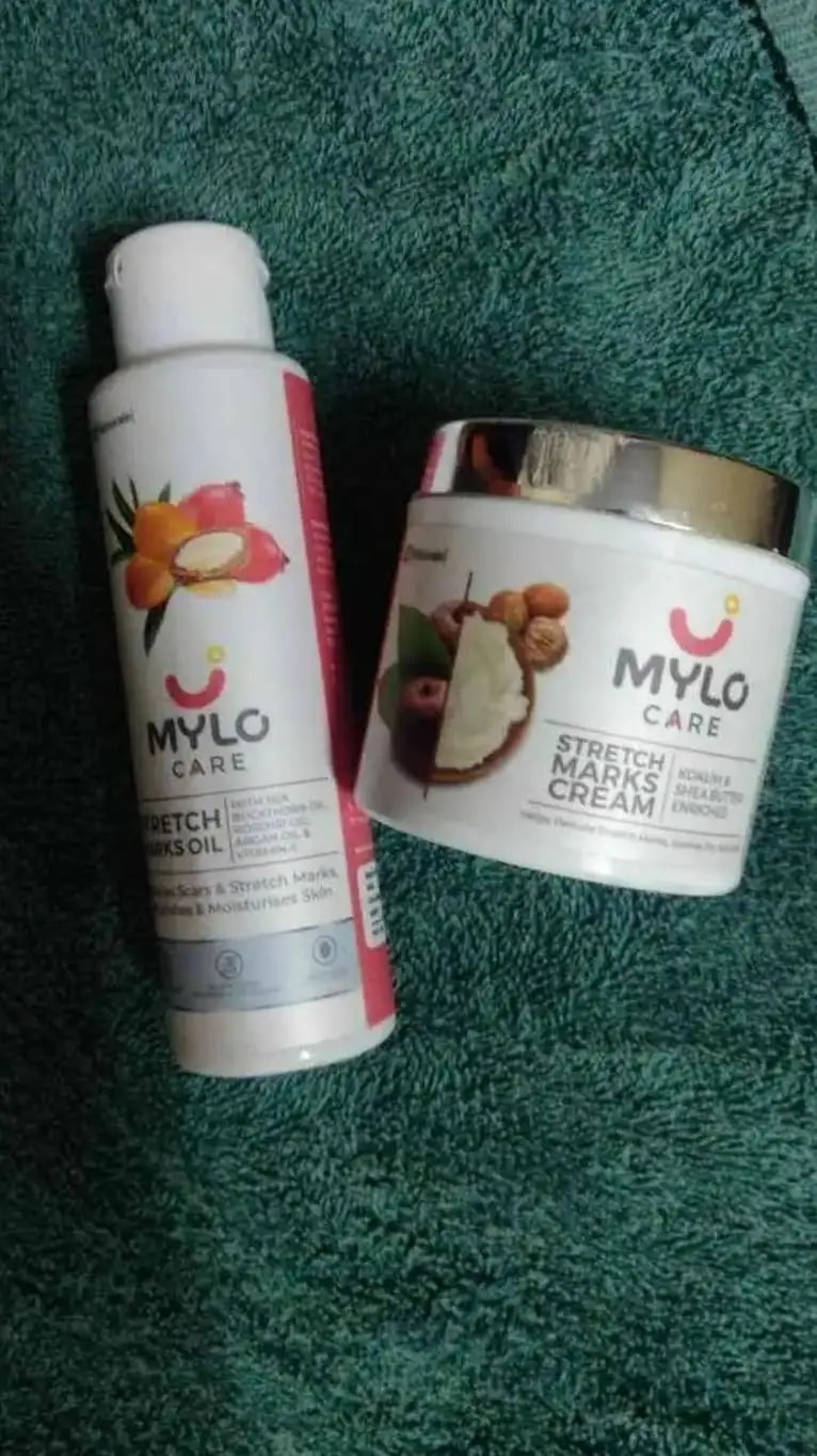 Stretch Marks Kit - Removes Scars | Made with Natural Ingredients | Tightens Skin - (Stretch Mark Oil - 100 ml, Stretch Marks Cream - 100ml)