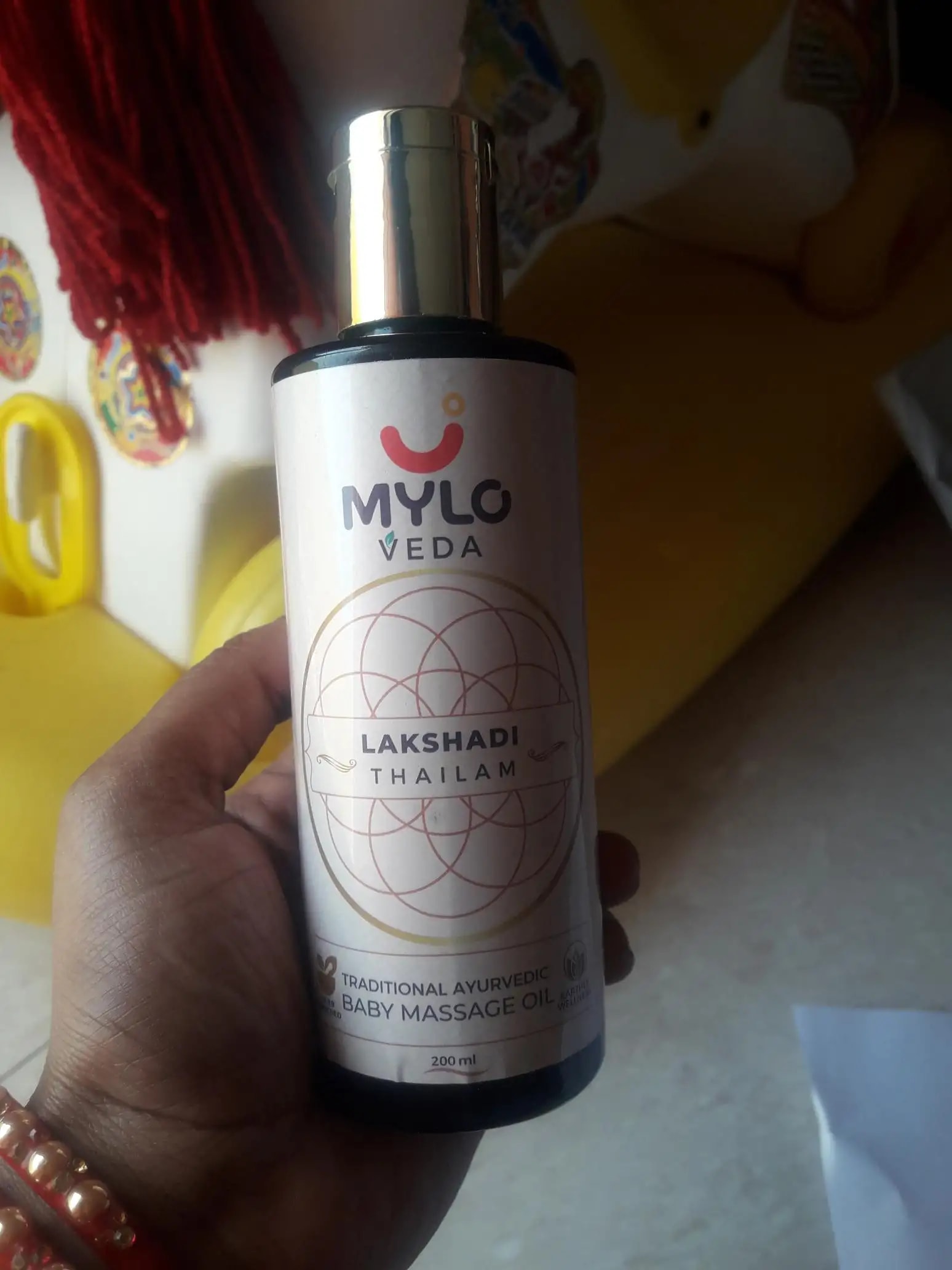 Mylo Herb Enriched Baby Massage Oil - 200 ml | Dermatologically Tested | Made Safe Certified | Nourishes Skin | Strengthens Immunity | Ayurvedic Preparation