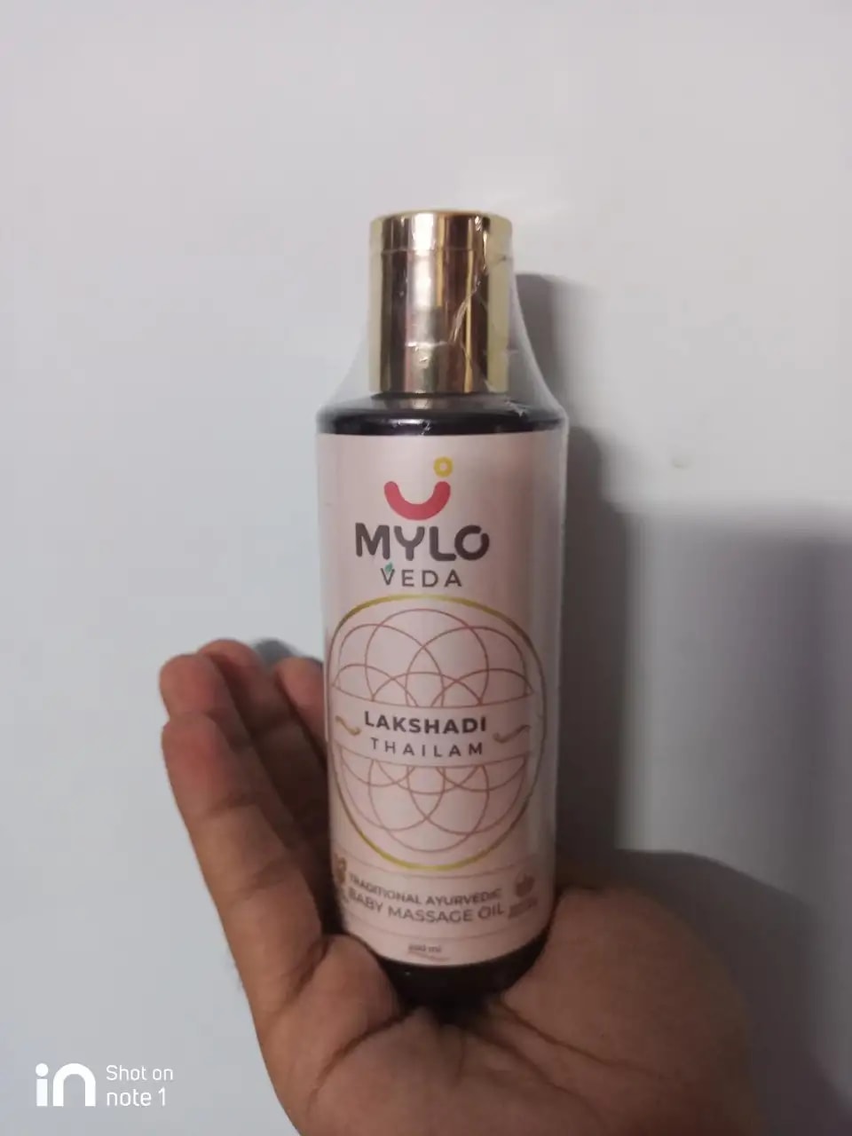 Mylo Herb Enriched Baby Massage Oil - 200 ml | Dermatologically Tested | Made Safe Certified | Nourishes Skin | Strengthens Immunity | Ayurvedic Preparation