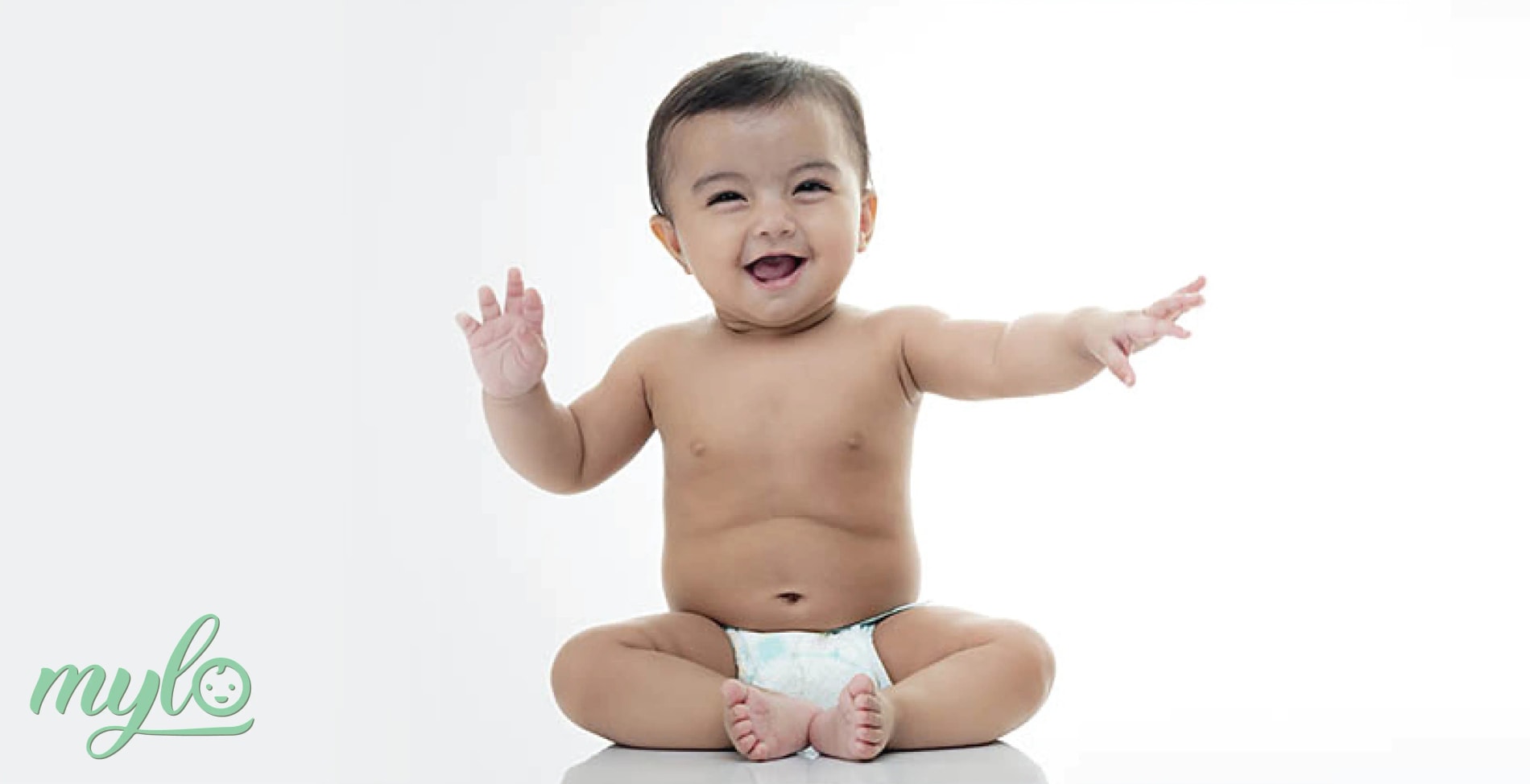 नवजात शिशु को बैठना कैसे सिखाएं?