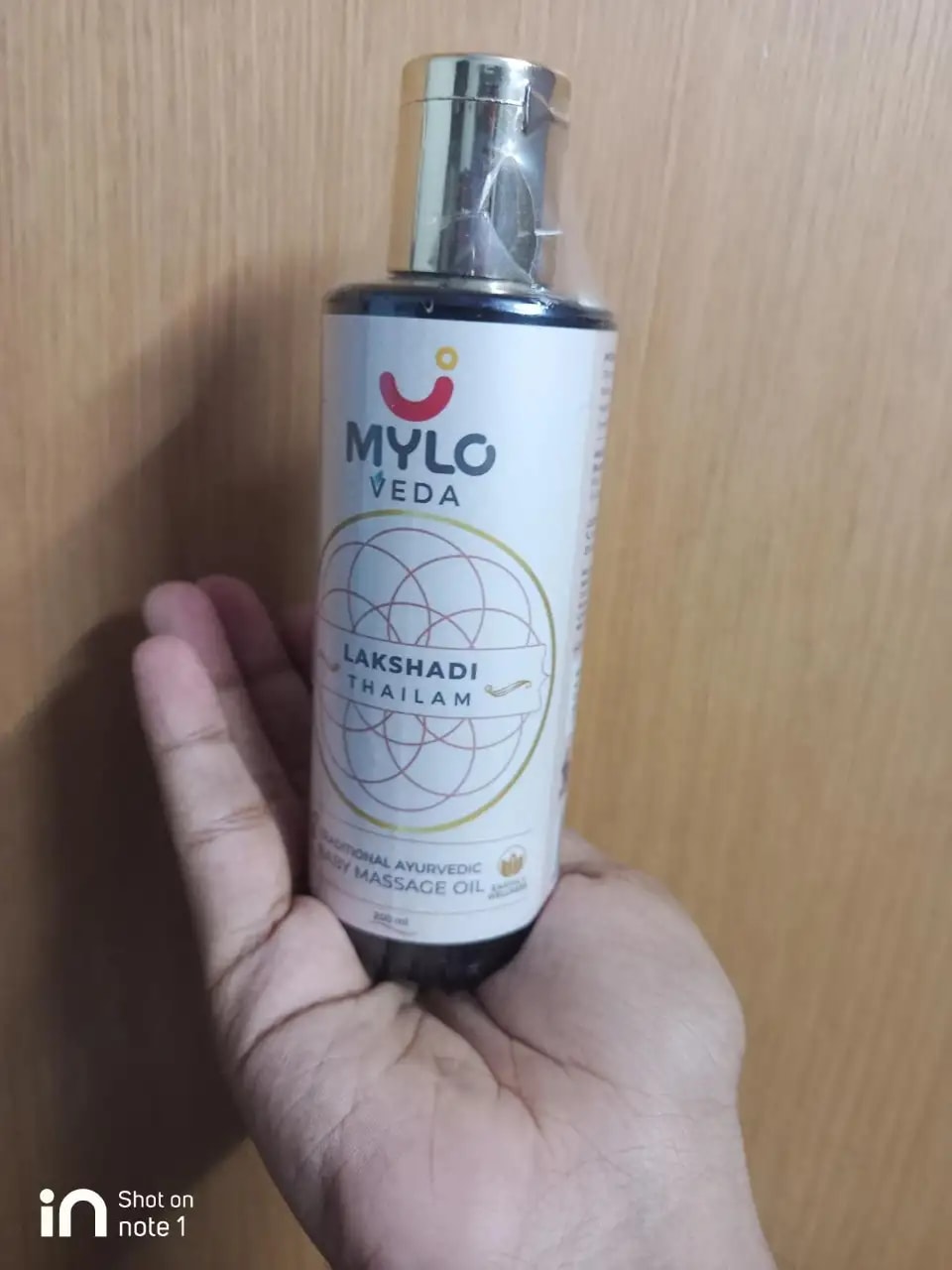 Mylo Herb Enriched Baby Massage Oil - 200 ml | Dermatologically Tested | Made Safe Certified | Nourishes Skin | Strengthens Immunity | Ayurvedic Preparation