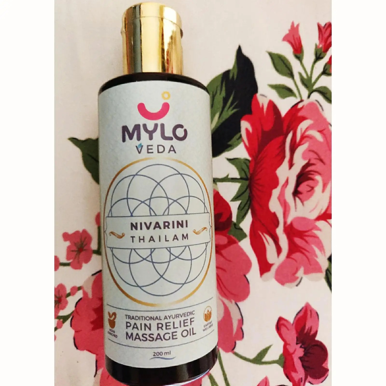 Ayurvedic Pain Relief Massage Oil - Nivarini Thailam (200 ml)