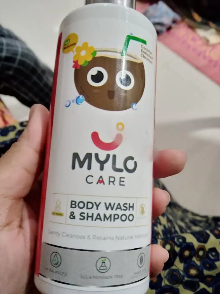 Baby Shampoo and Body Wash | Gentle Cleansing Head-to-Toe | Tear Free Formulation | Retains Natural Moisture | Dermatologically Tested | Made Safe Certified- 200 ml - Pack of 2