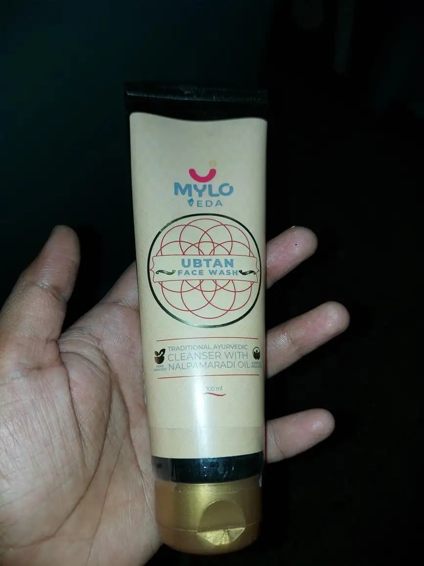 Ubtan Face Wash with Saffron, Nalpamaradi Oil & Turmeric | Brightens Skin | Removes Dead Skin Cells | Fights Acne | Lightens Skin (100 gm)