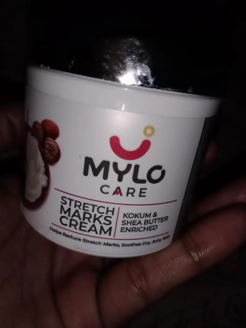 Stretch Marks Cream for Women - Clinically Proven | Removes Stretch Marks | Made Safe Certified | Safe During Pregnancy & Breastfeeding (100gm)