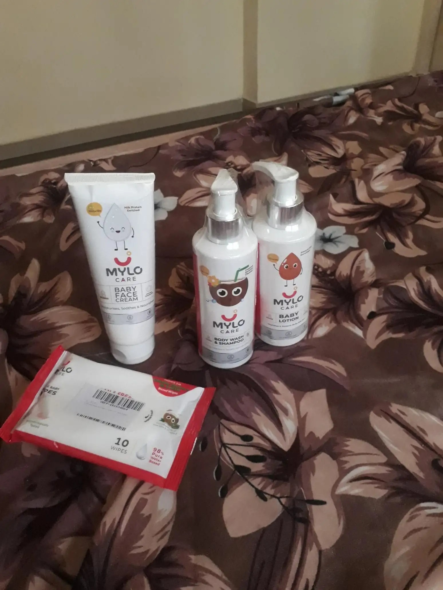 Baby Lotion for Kids | Made Safe Certified | Dermatologically Tested | Long Lasting 24 Hours Moisturisation | Soothes Dryness - 200 ml