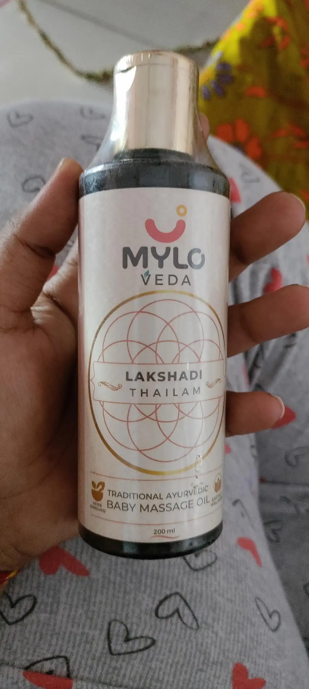 Mylo Herb Enriched Baby Massage Oil - 200 ml | Dermatologically Tested | Made Safe Certified | Nourishes Skin | Strengthens Immunity | Ayurvedic Preparation