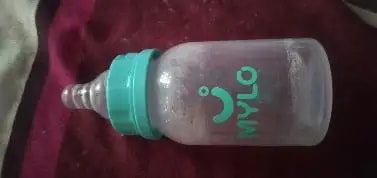 2-in-1 Baby Feeding Bottle | BPA Free with Anti-Colic Nipple & Spoon | Easy Flow Neck Design - Lion & Giraffe 125ml & 250ml