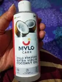 Cold Pressed Extra Virgin Coconut Oil for Skin & Hair - Nourishes Skin Deeply | Reduces Dandruff | Strengthens Hair | Soothes Baby's Rashes - 200 ml