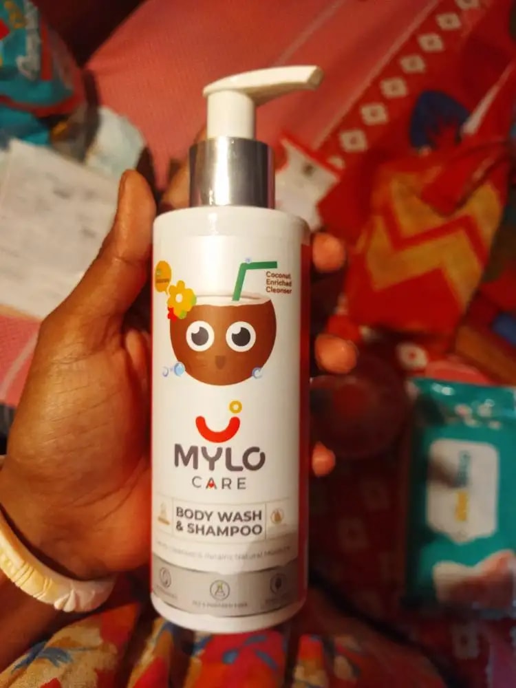 Baby Bath Essentials - Baby Body Wash & Shampoo (200 ml) and Mylo Care Baby Lotion (200 ml) | Tear Free Formulation | 24 Hours Moisturization