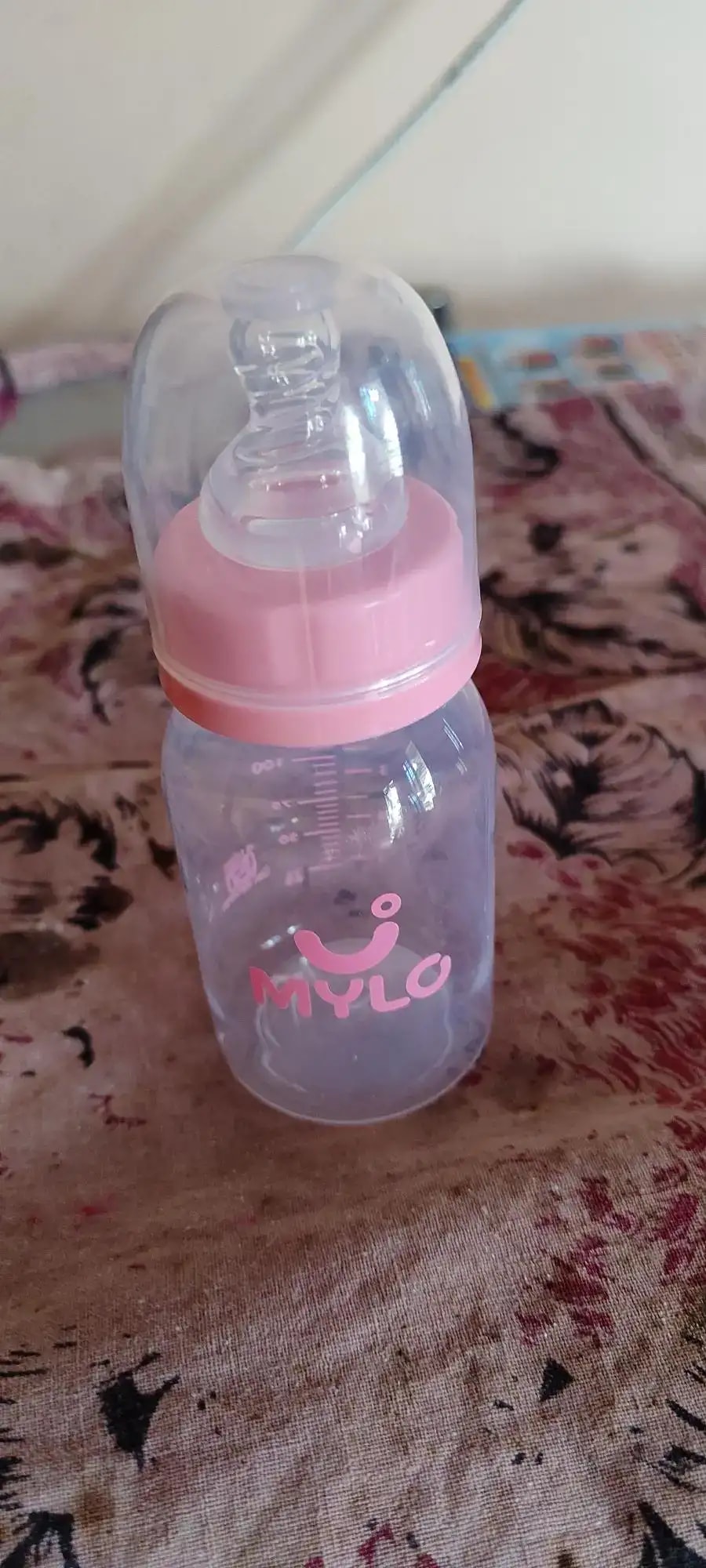 2-in-1 Baby Feeding Bottle | BPA Free with Anti-Colic Nipple & Spoon | Easy Flow Neck Design - Lion & Giraffe 125ml & 250ml
