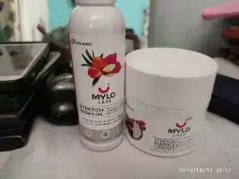 Stretch Marks Kit - Removes Scars | Made with Natural Ingredients | Tightens Skin - (Stretch Mark Oil - 100 ml, Stretch Marks Cream - 100ml)
