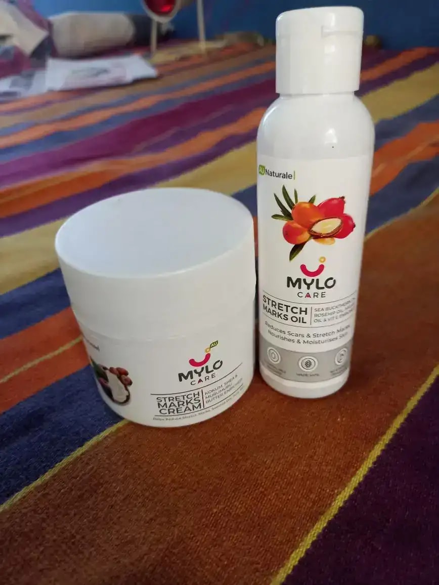 Stretch Marks Kit - Removes Scars | Made with Natural Ingredients | Tightens Skin - (Stretch Mark Oil - 100 ml, Stretch Marks Cream - 100ml)