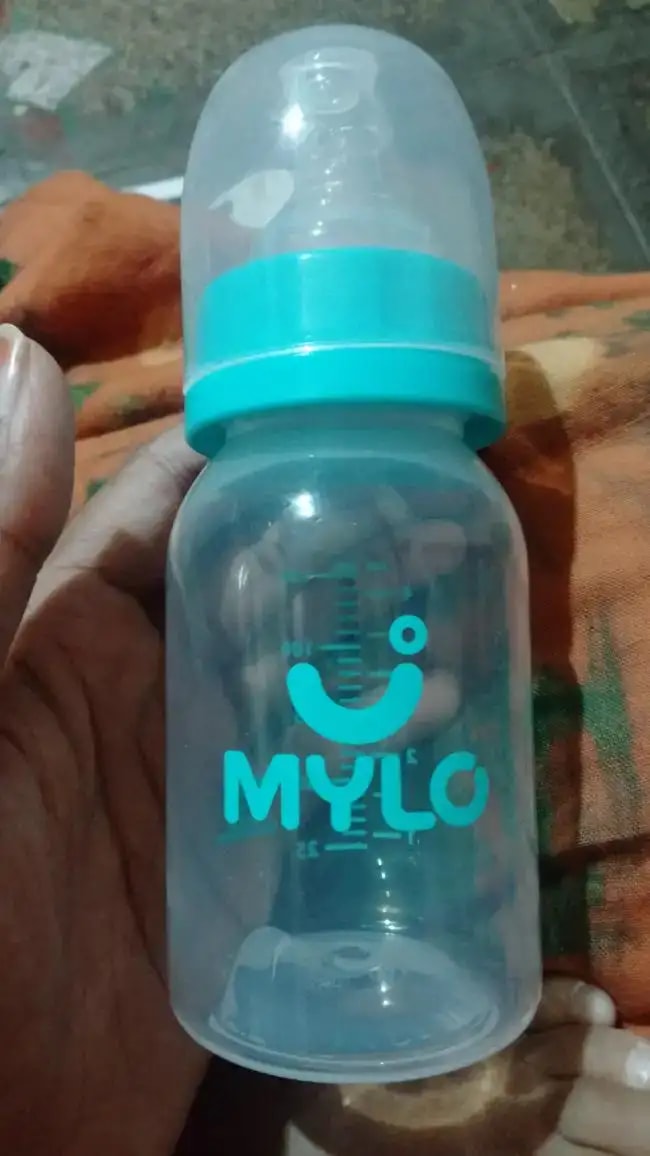 2-in-1 Baby Feeding Bottle | BPA Free with Anti-Colic Nipple & Spoon | Easy Flow Neck Design - Lion & Giraffe 125ml & 250ml