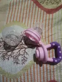 Feels Natural Ultra Soft Fruit & Food Nibbler- Pink | Convenient to Introduce Fruits & Veggies to Baby | Ultra-soft Silicone Mesh for Easy Chewing | Easy One Snap Filling | Helps Relieve Teething Discomfort