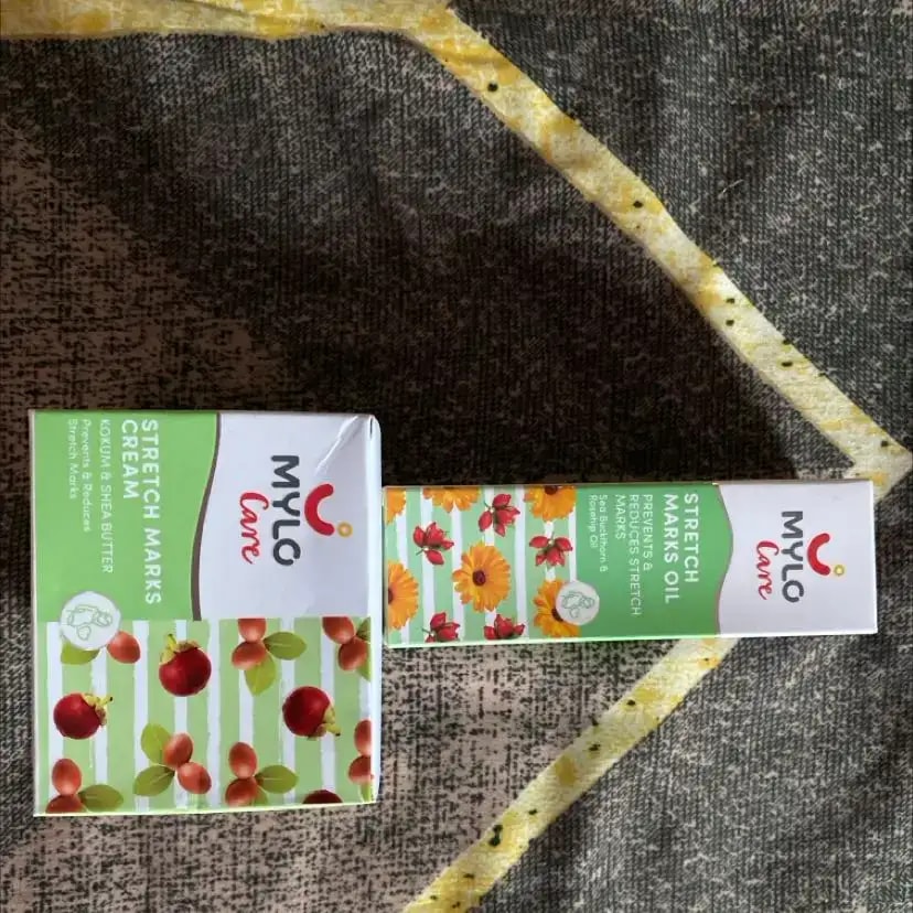 Stretch Marks Kit - Removes Scars | Made with Natural Ingredients | Tightens Skin - (Stretch Mark Oil - 100 ml, Stretch Marks Cream - 100ml)
