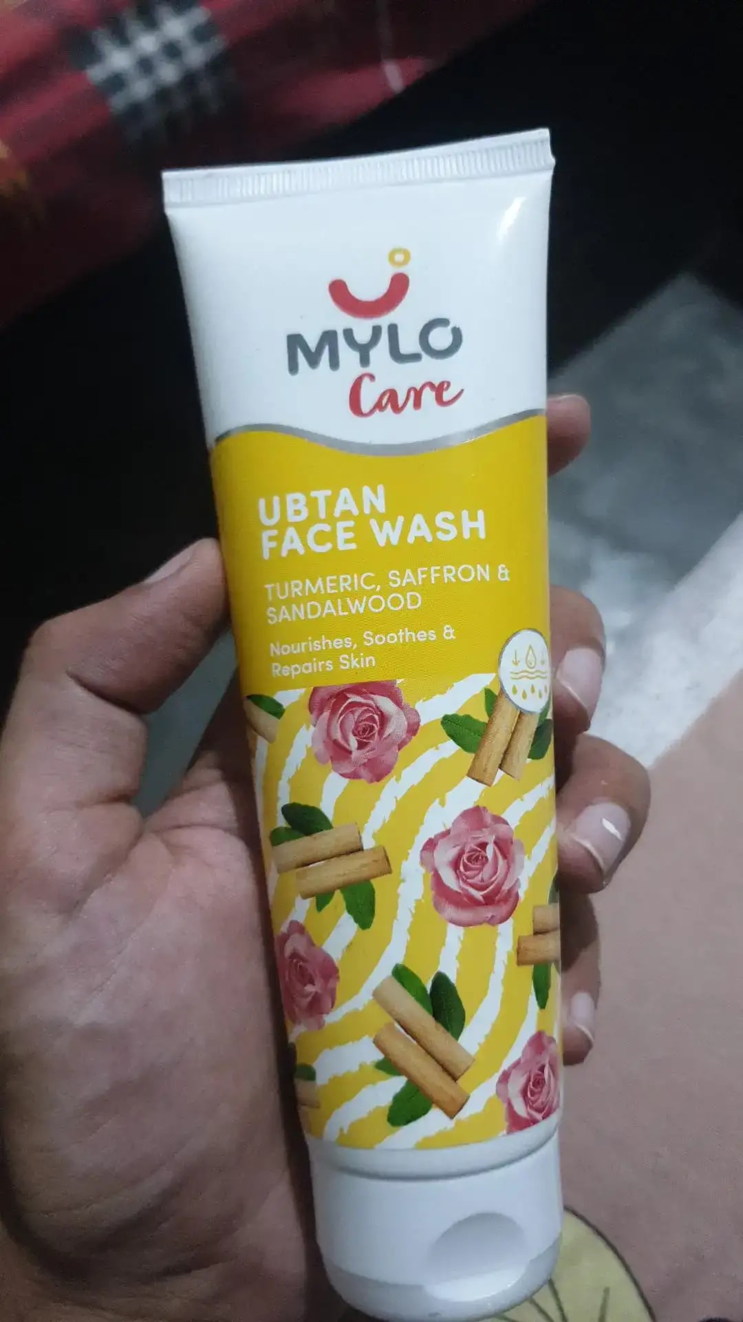 Ubtan Face Wash with Saffron, Nalpamaradi Oil & Turmeric | Brightens Skin | Removes Dead Skin Cells | Fights Acne | Lightens Skin (100 gm)