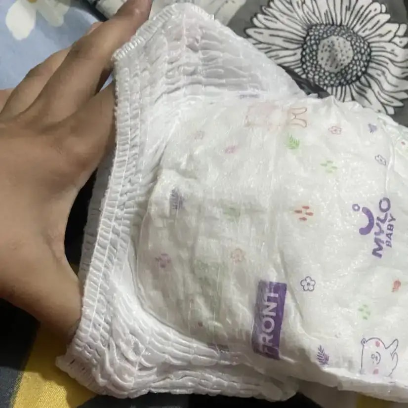 Super Saver Combo - Baby Diaper Pants Medium (M) 7-8 kgs - (76 count) Leak Proof + Extra Virgin Coconut Oil (200ml)