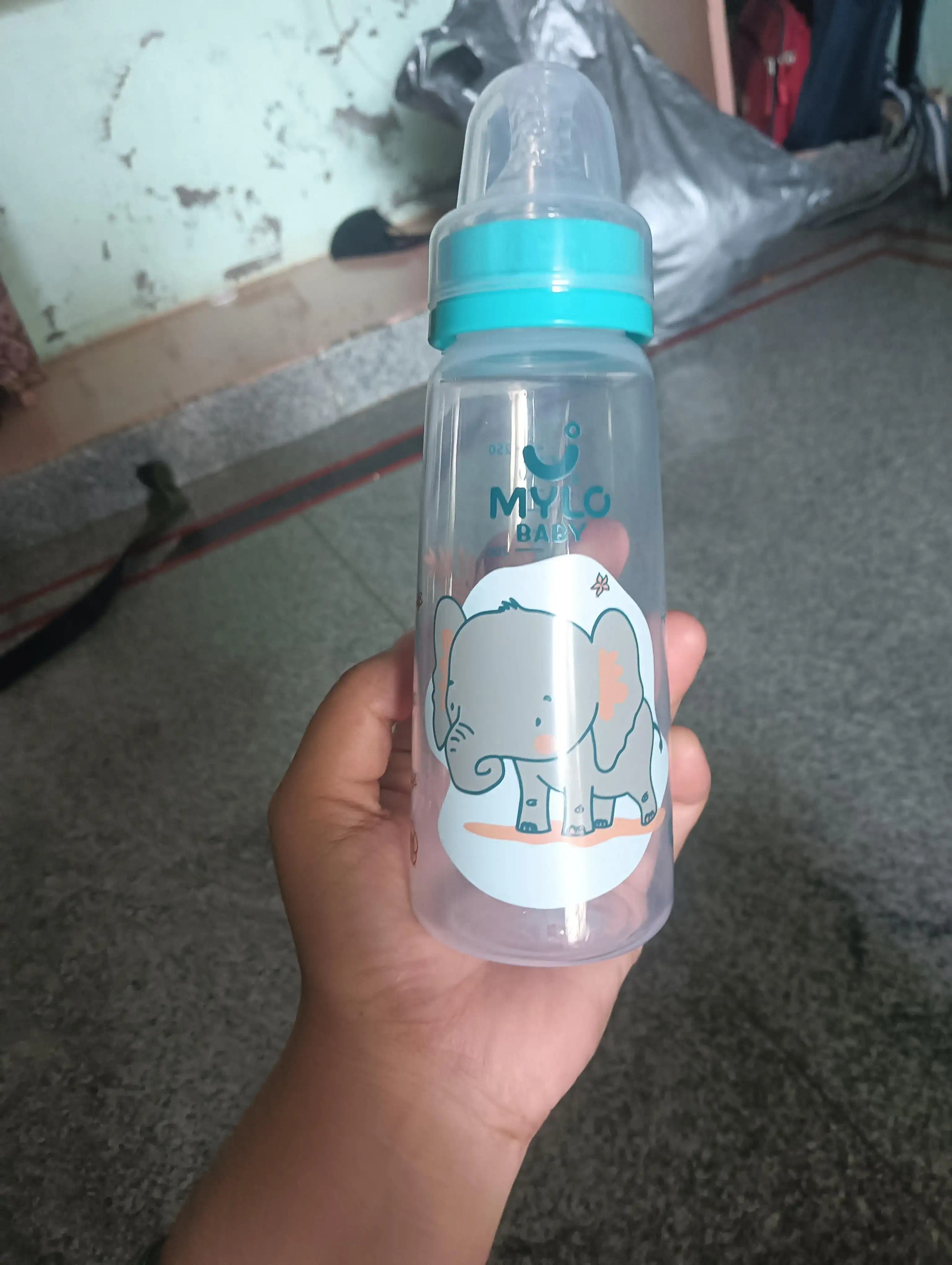 2-in-1 Baby Feeding Bottle | BPA Free with Anti-Colic Nipple & Spoon | Easy Flow Neck Design - Lion & Giraffe 125ml & 250ml