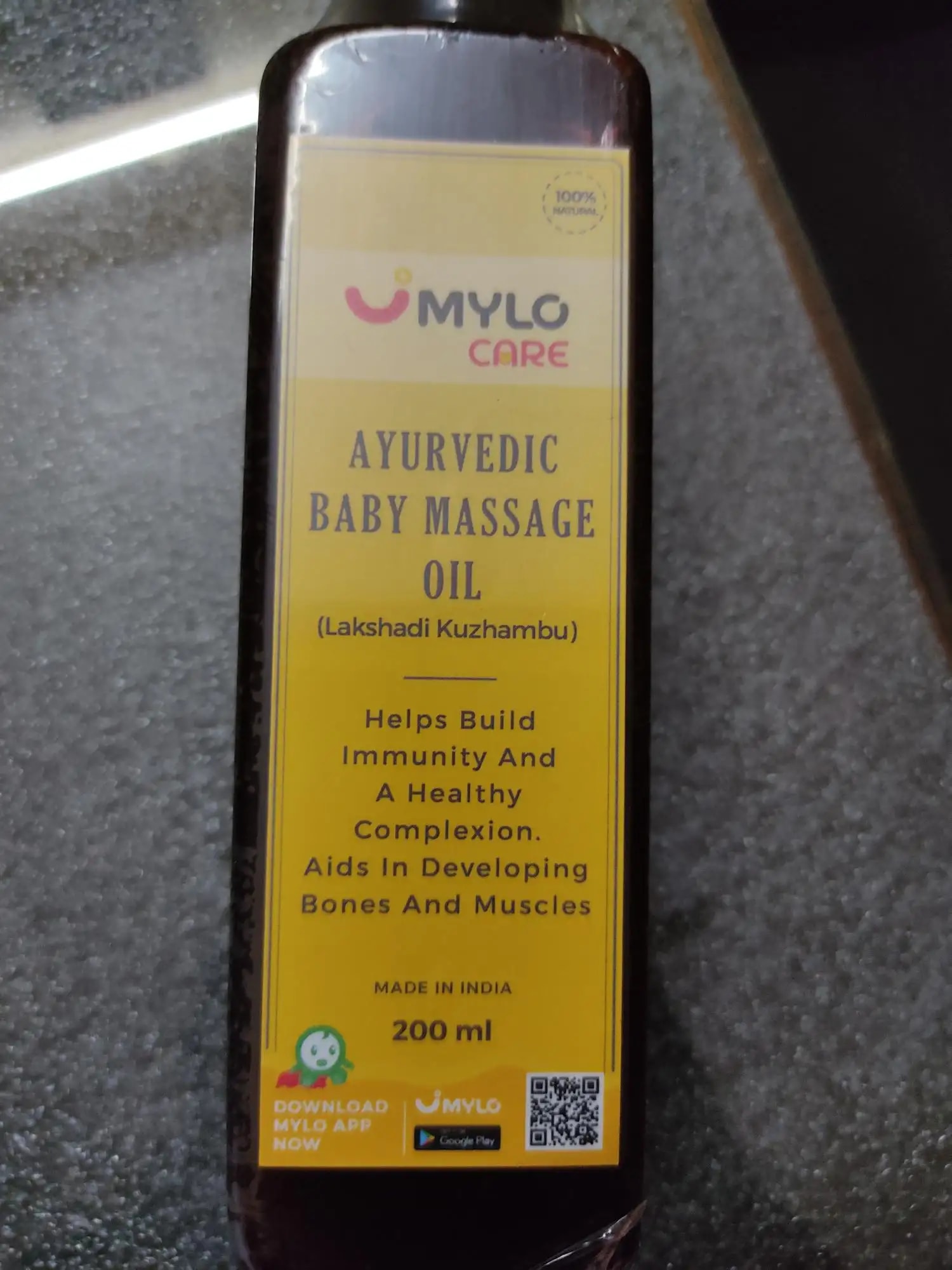 Ayurvedic Pregnancy Massage Oil | Relieves Pregnancy Pain & Ichiness | Heals Stretch Marks | Firms Up Body Post Pregnancy | Made with Dhanwantram Recipe (200 ml)