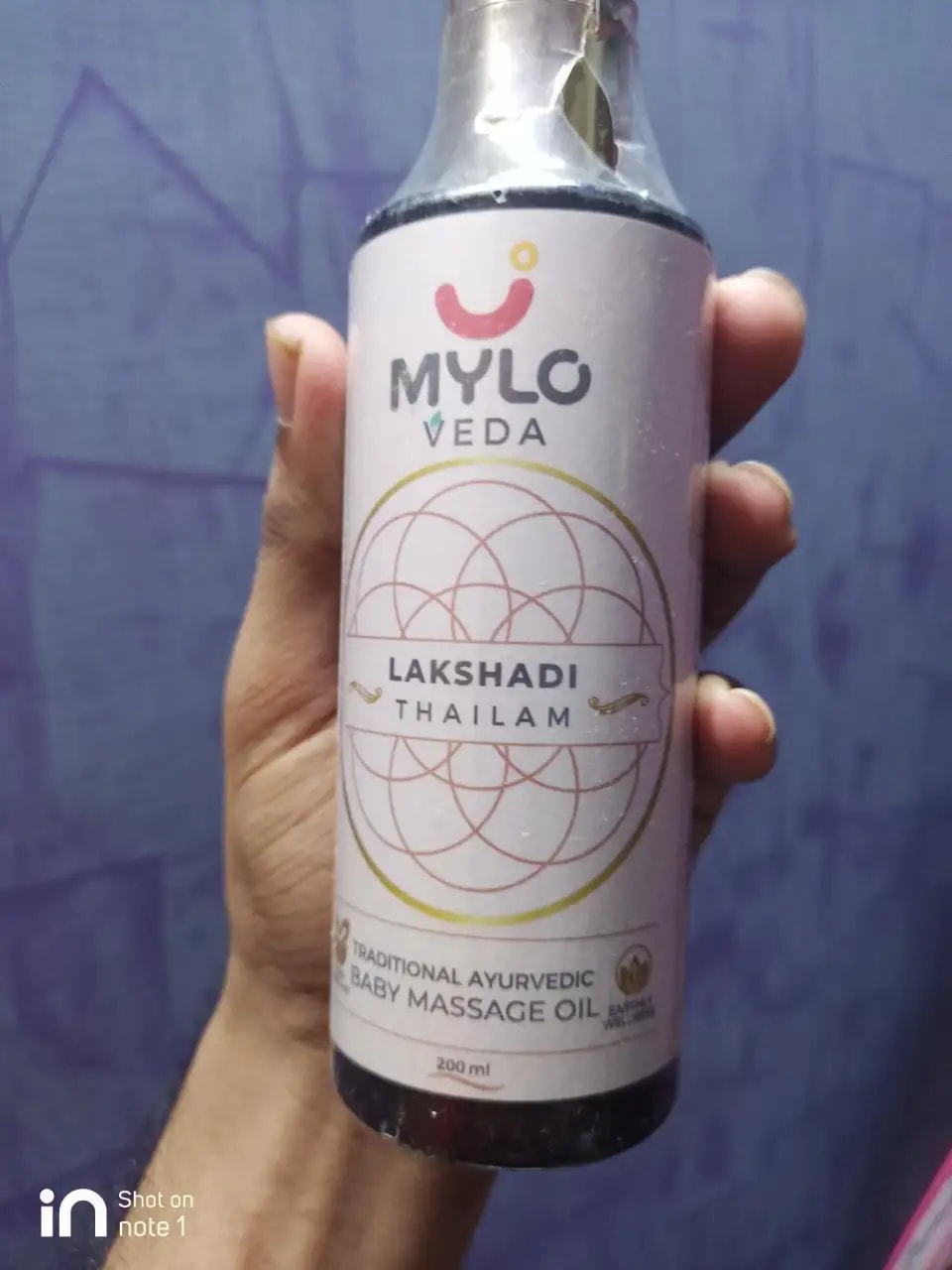 Mylo Herb Enriched Baby Massage Oil - 200 ml | Dermatologically Tested | Made Safe Certified | Nourishes Skin | Strengthens Immunity | Ayurvedic Preparation