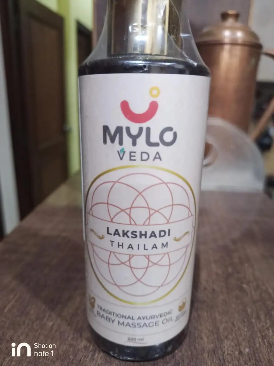 Mylo Herb Enriched Baby Massage Oil - 200 ml | Dermatologically Tested | Made Safe Certified | Nourishes Skin | Strengthens Immunity | Ayurvedic Preparation