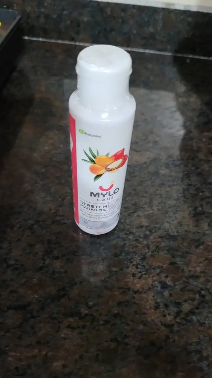 Stretch Marks Oil With Sea Buckthorn, Rosehip, Argan & Coconut Oil | Scars & Stretch Mark Lightening | Natural Skin Care Solution for Pregnant Women - 100ml
