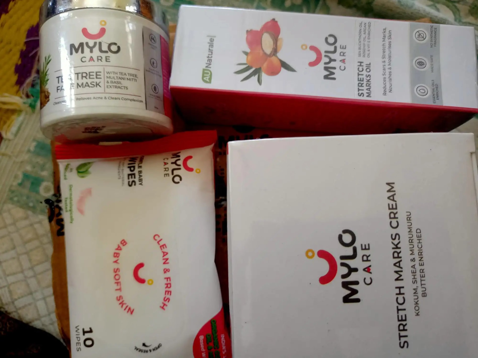 Stretch Marks Kit - Removes Scars | Made with Natural Ingredients | Tightens Skin - (Stretch Mark Oil - 100 ml, Stretch Marks Cream - 100ml)