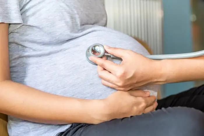 Warning signs and symptoms of preeclampsia you should not ignore during the pregnancy period