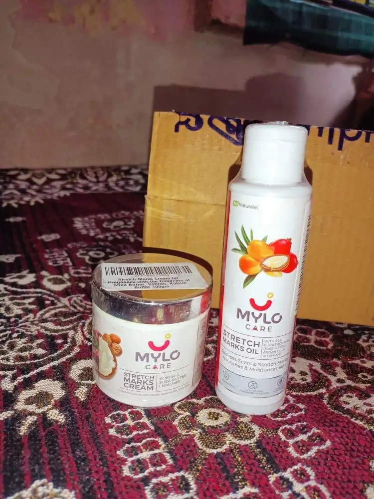 Stretch Marks Kit - Removes Scars | Made with Natural Ingredients | Tightens Skin - (Stretch Mark Oil - 100 ml, Stretch Marks Cream - 100ml)