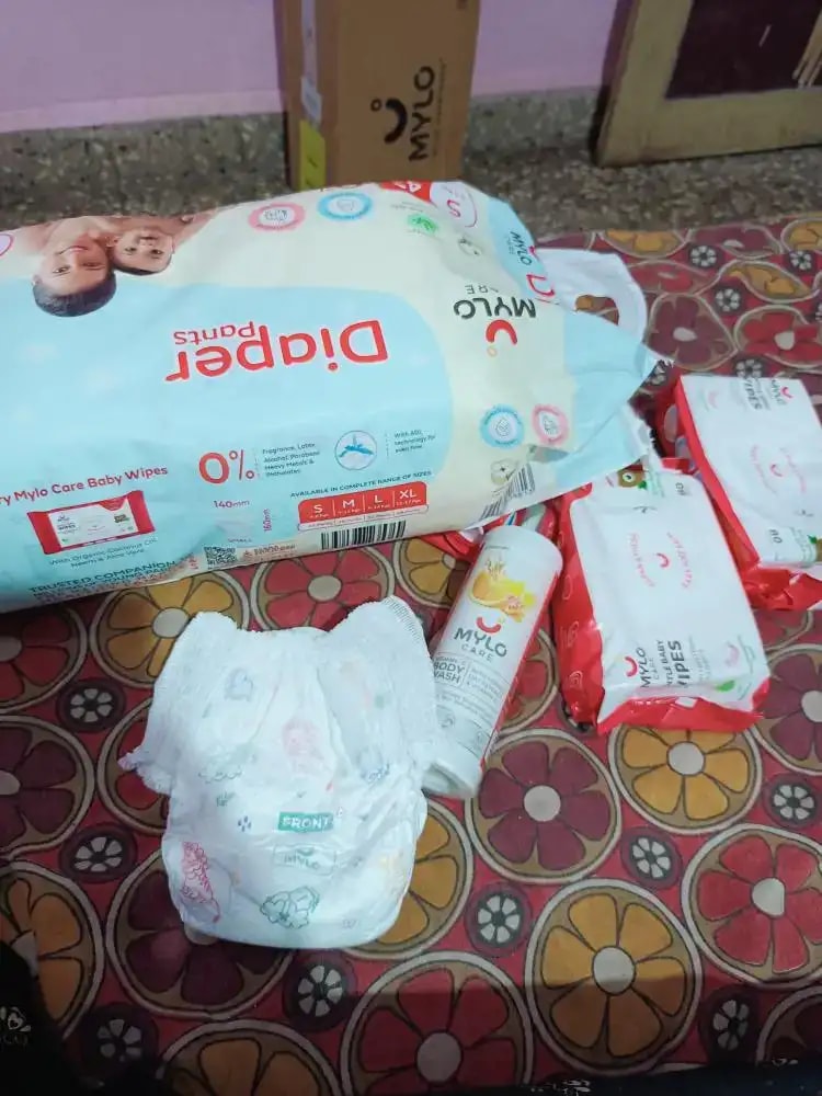 Baby Diaper Pants Small (S) Size 4-8 kgs (42 count) Leak Proof | Lightweight | Rash Free | 12 Hours Protection | ADL Technology (Pack of 1)