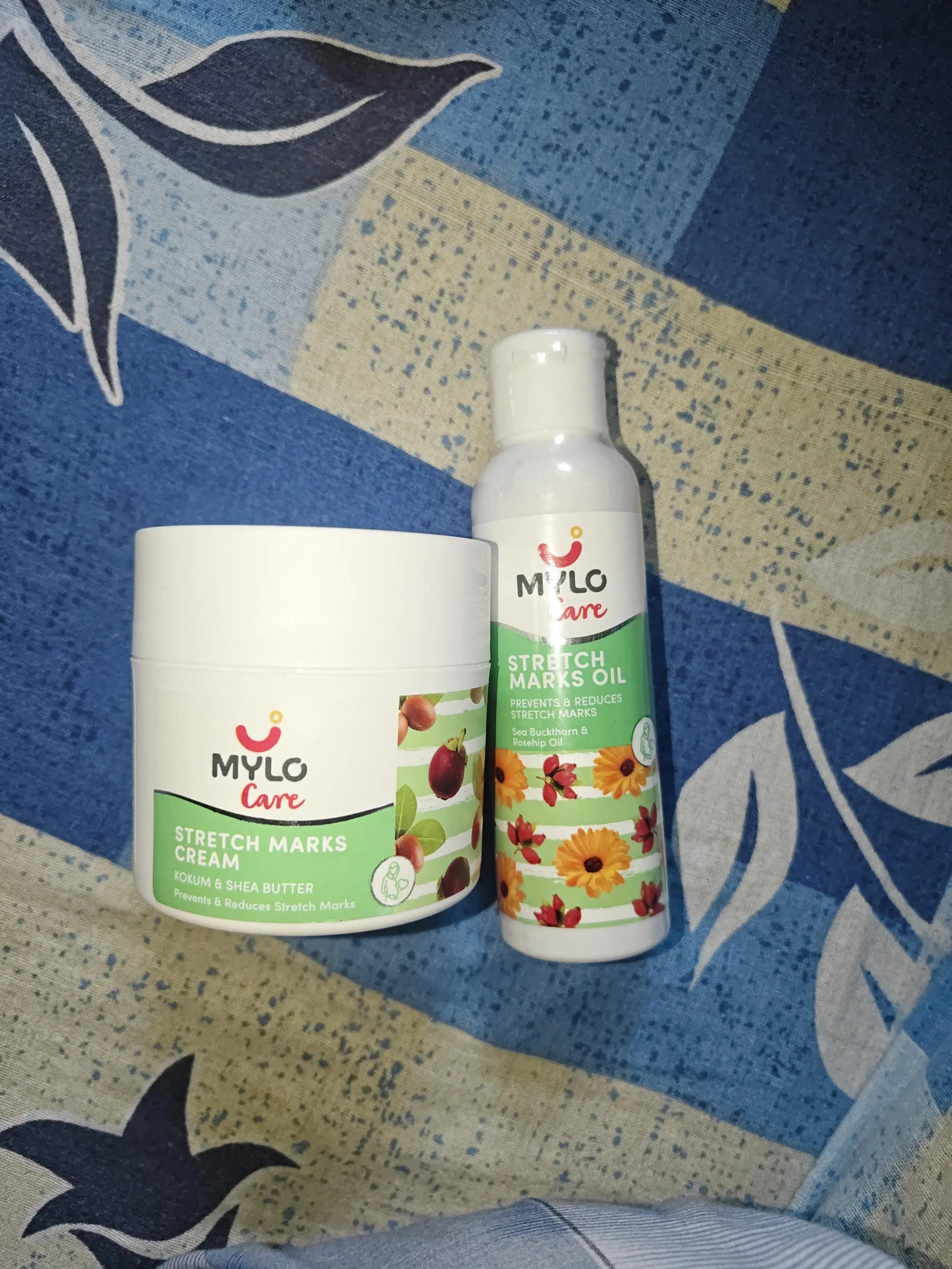 Stretch Marks Kit - Removes Scars | Made with Natural Ingredients | Tightens Skin - (Stretch Mark Oil - 100 ml, Stretch Marks Cream - 100ml)